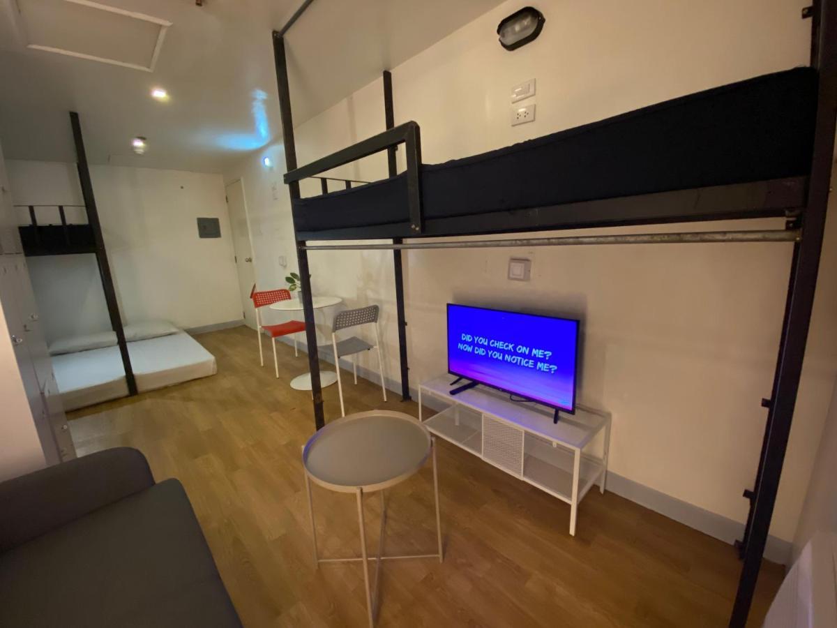 פאסאי Burgos Hub Hostel מראה חיצוני תמונה