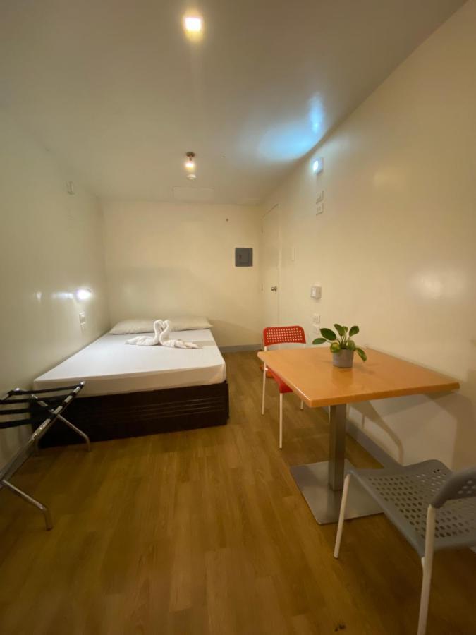 פאסאי Burgos Hub Hostel מראה חיצוני תמונה
